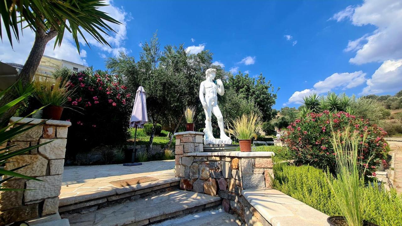 Sunny Place Resort Kilada Extérieur photo